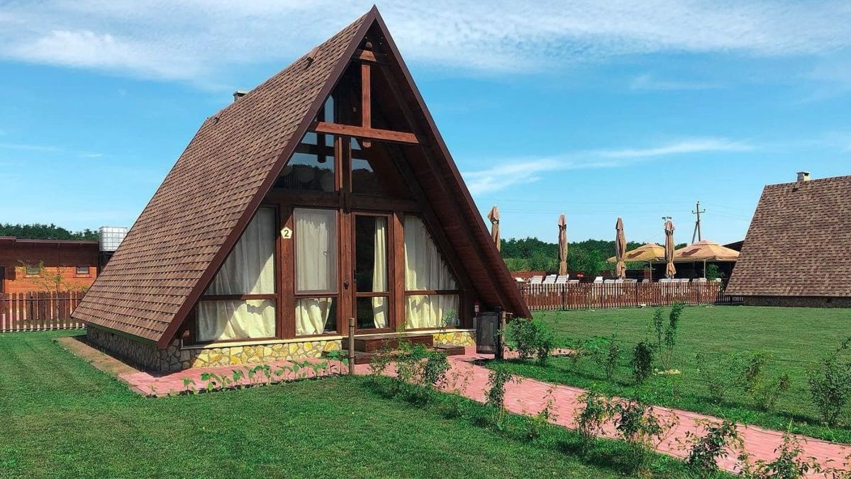 20 de ani de la apariția primelor pensiuni. Peste 195 de mii de turiști străini au vizitat R. Moldova în 2023