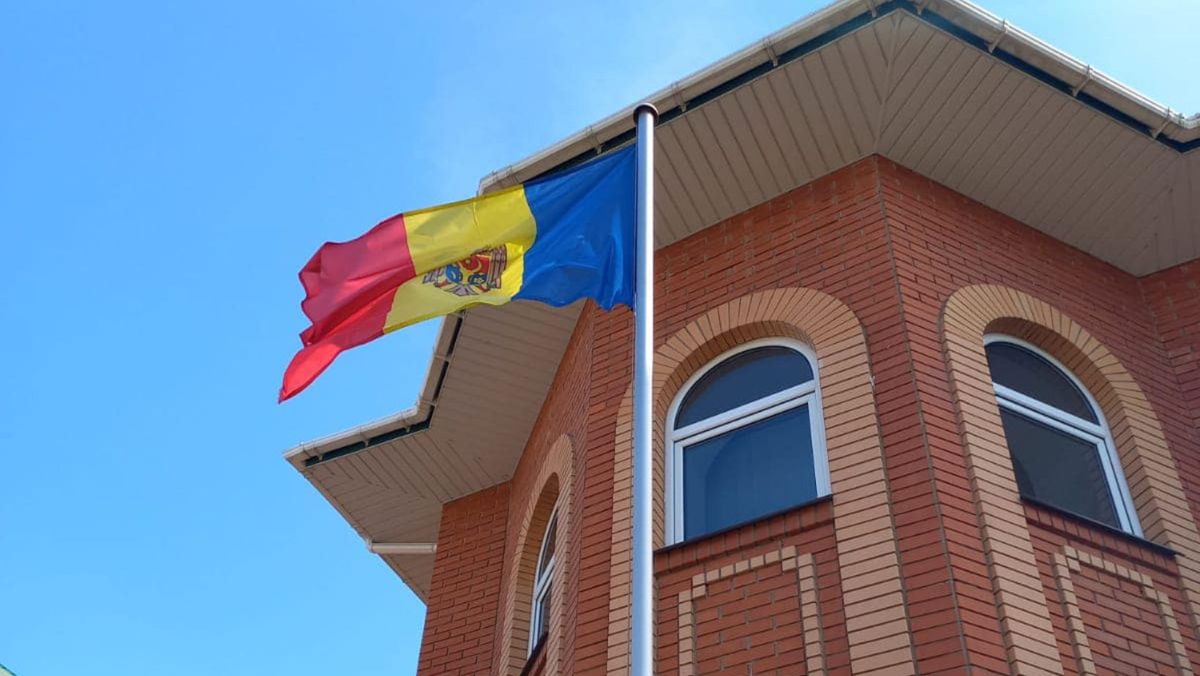 Ambasada R. Moldova la Kiev rămâne operațională: „Ne păstrăm calmul și muncim în continuare”