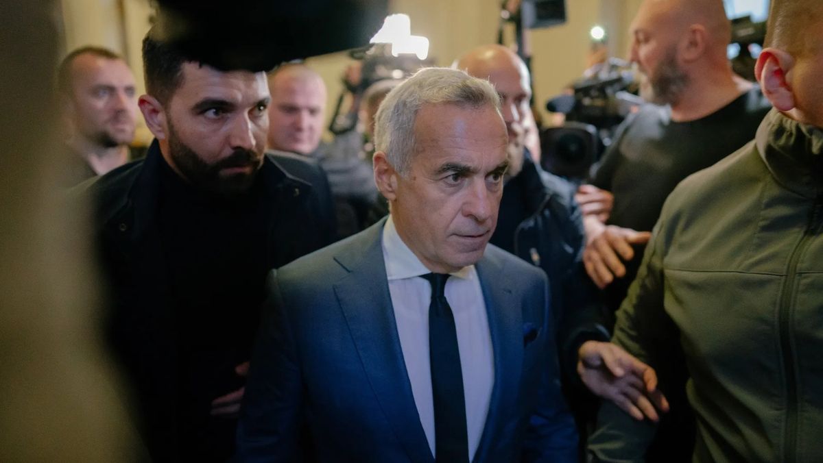 Georgescu a atacat la Curtea Constituțională decizia privind respingerea candidaturii sale la prezidențiale