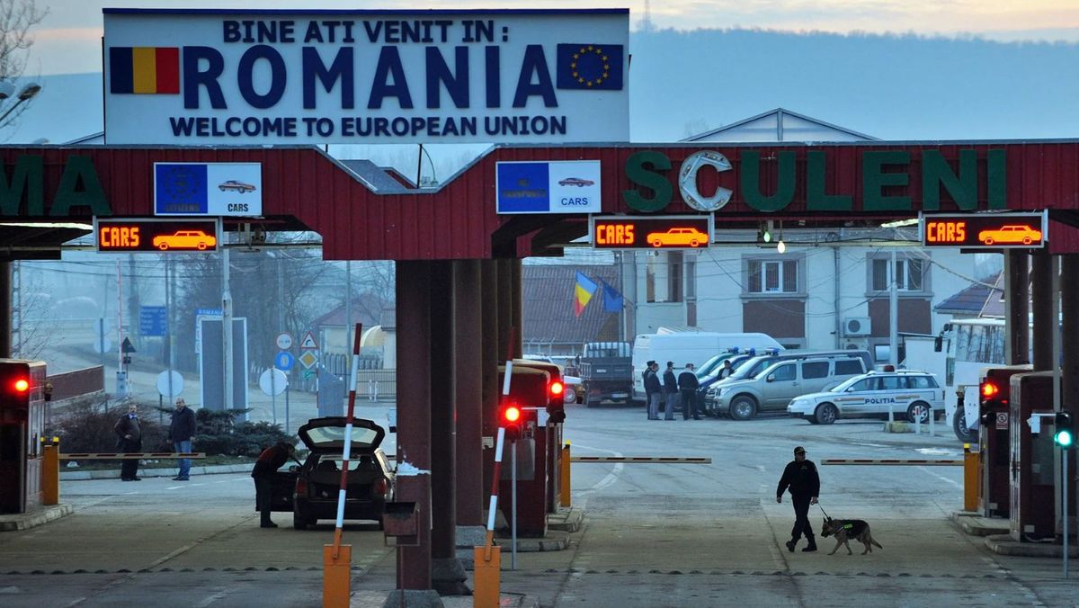 Trafic de influență la frontiera moldo-română. Trei persoane au fost amendate cu jumătate de milion de lei