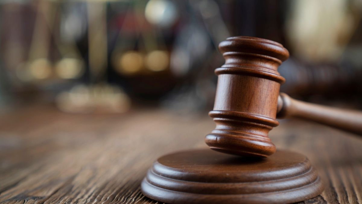 Angajata unei bănci a fost condamnată la șase ani de închisoare după ce a sustras peste un milion de lei