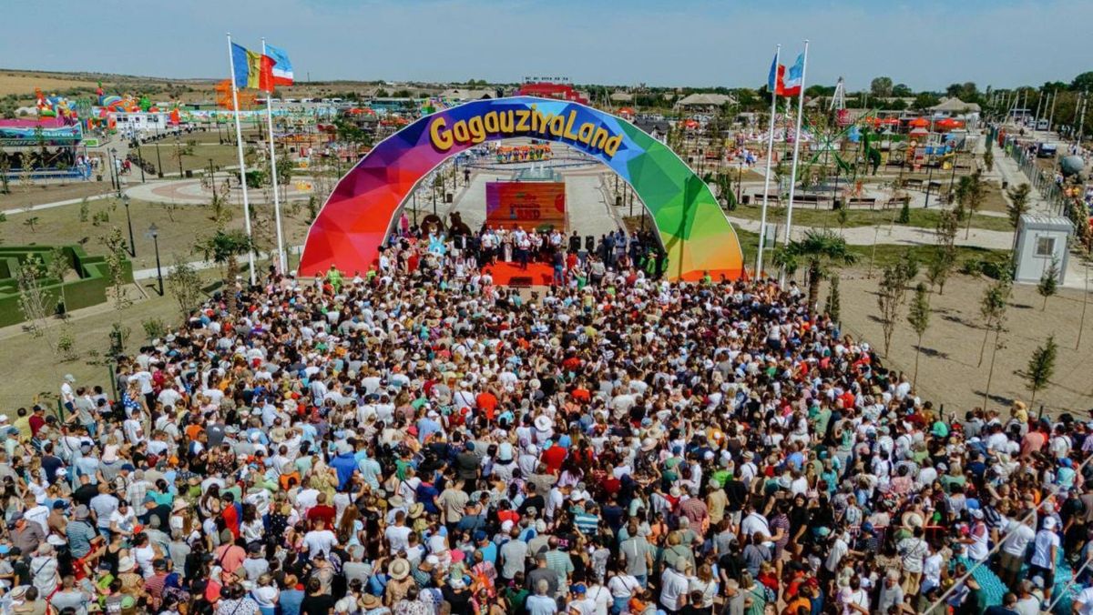 Ministerul Educației interzice participarea elevilor la balul absolvenților din UTA Găgăuzia