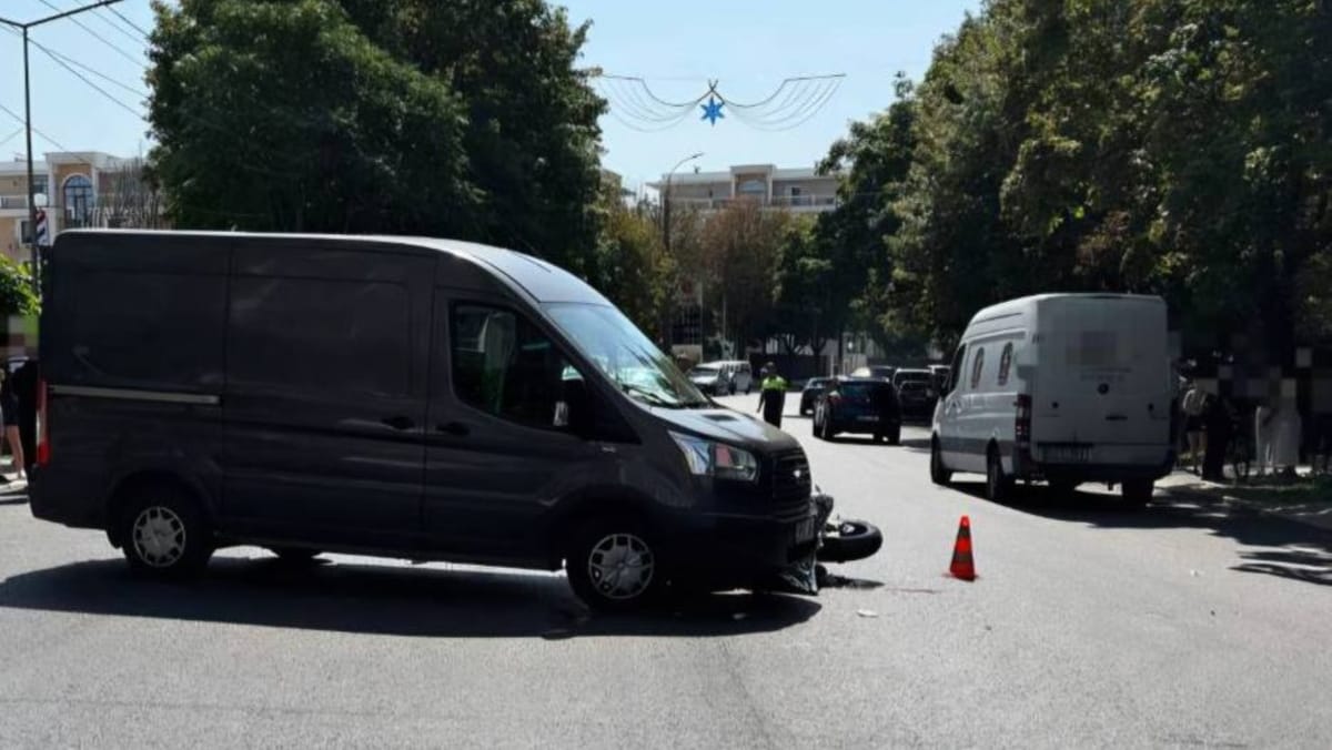 Accident tragic în capitală. Un motociclist, tamponat mortal de un Ford care efectua manevra de întoarcere