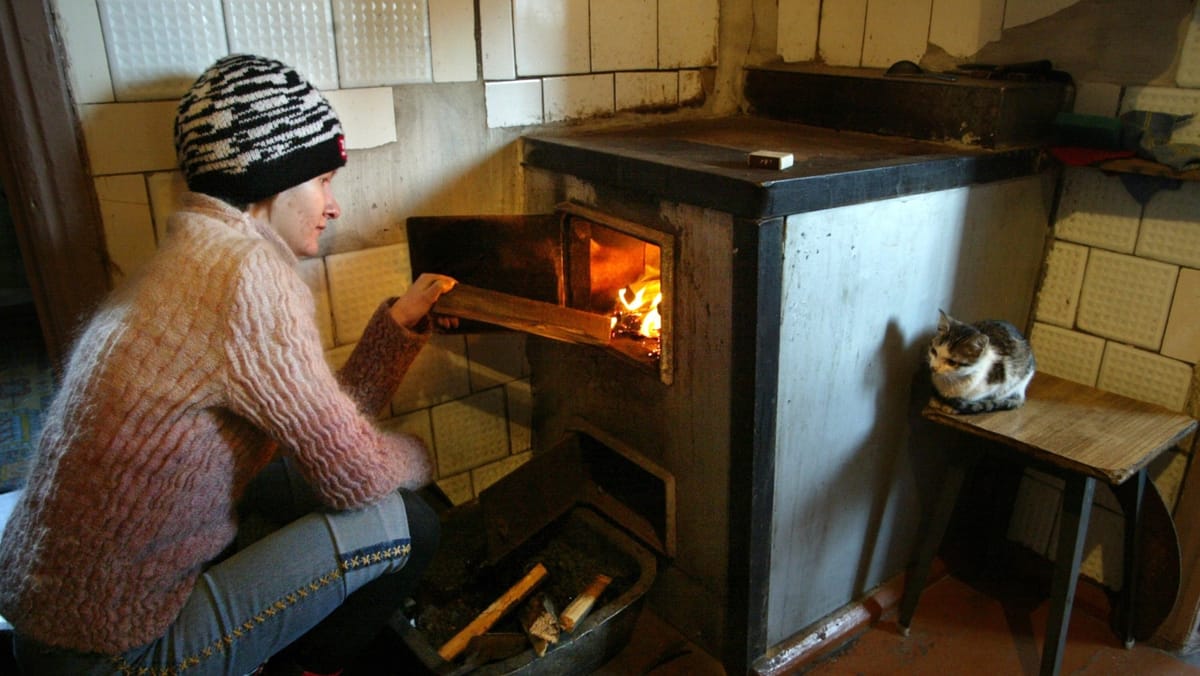 Compensații: Astăzi este ultima zi în care cetățenii pot solicita ajutor la plata facturilor pentru luna noiembrie