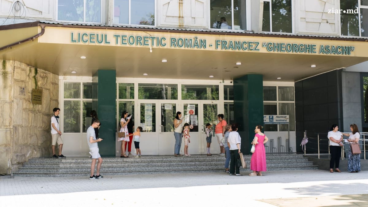 Școlile din Chișinău, obligate să coordoneze activitățile extrașcolare cu municipalitatea. Reacția lui Perciun și explicația DGETS