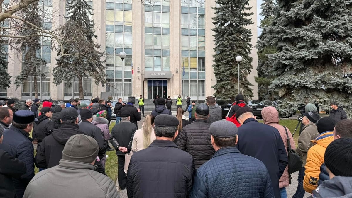 Fermierii ies mâine la protest: „Guvernul nou demonstrează că este inert în a lua decizii absolut necesare”