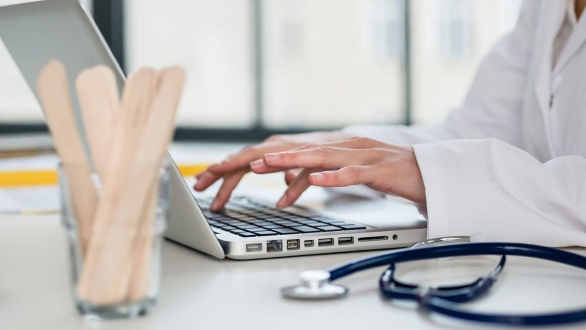 Doi ani de la lansarea sistemului eReteta: Medicii au emis peste 15 milioane de prescripții pentru o treime din populație