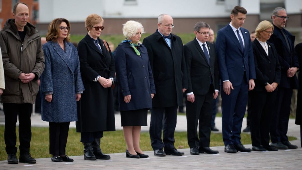 FOTO/ Igor Grosu a mers la Bucea: „Localitatea din suburbia Kiev care a cunoscut atrocități inimaginabile”