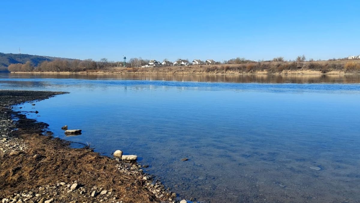 Ce se întâmplă cu apa din Nistru? Autoritățile verifică o posibilă poluare