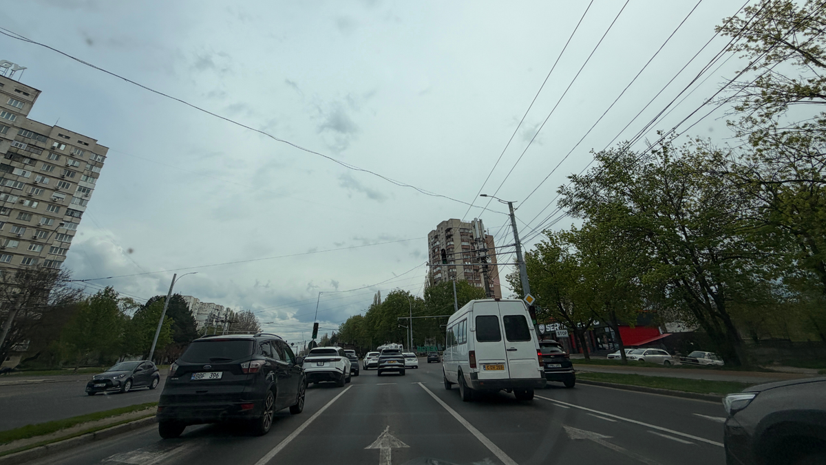 Trafic restricționat în Chișinău începând de marți. O stradă se închide pentru o lună