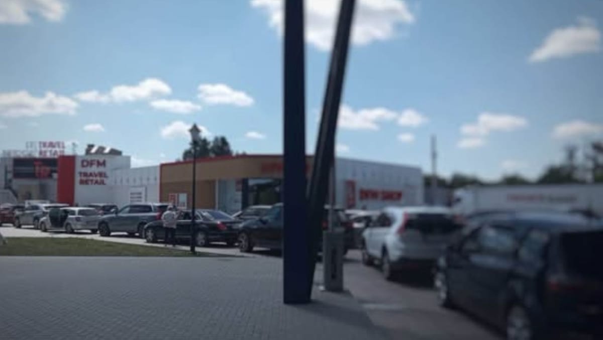 Trafic intens la Sculeni. Călătorii sunt îndemnați să aleagă și alte puncte de trecere