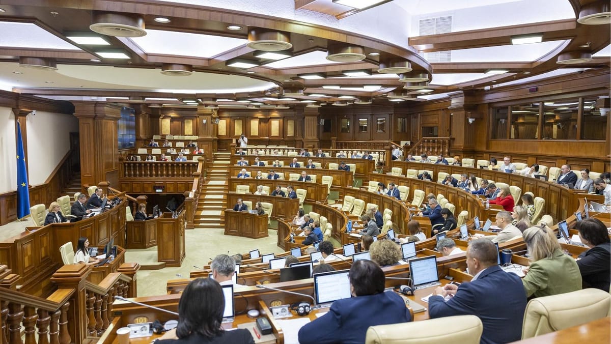 Medicii și farmaciștii cu studii în UE vor putea profesa mai ușor în Republica Moldova