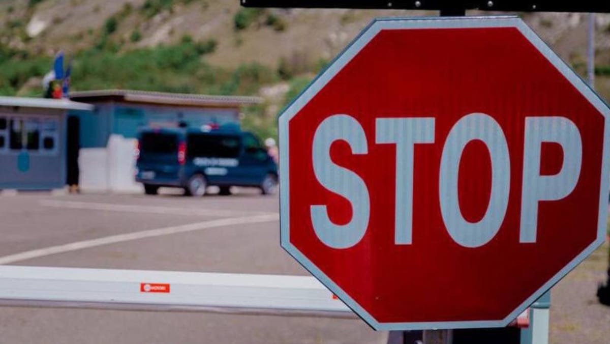 ACTUALIZARE/ Traficul autocamioanelor prin punctul Otaci a fost reluat, anunță Poliția de Frontieră