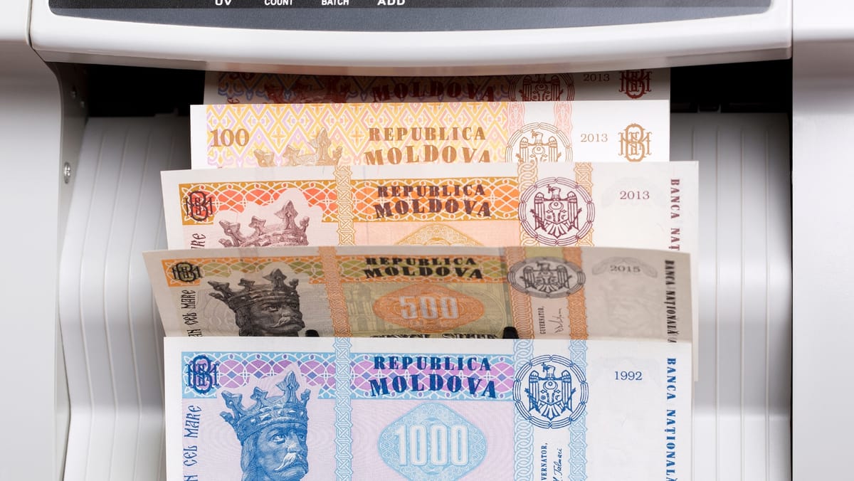 Leul moldovenesc continuă să se deprecieze în raport cu euro și dolarul american