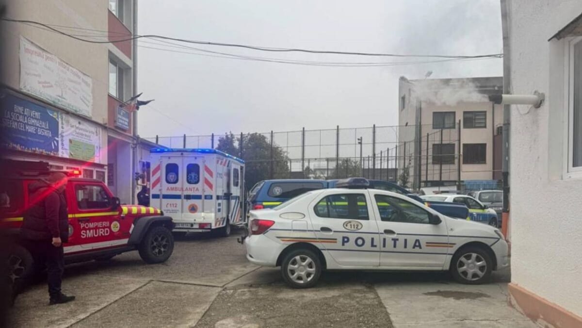 VIDEO/ Atac cu un cuțit într-o școală din România. Un elev de 13 ani ar fi anunțat pe TikTok ce urma să facă