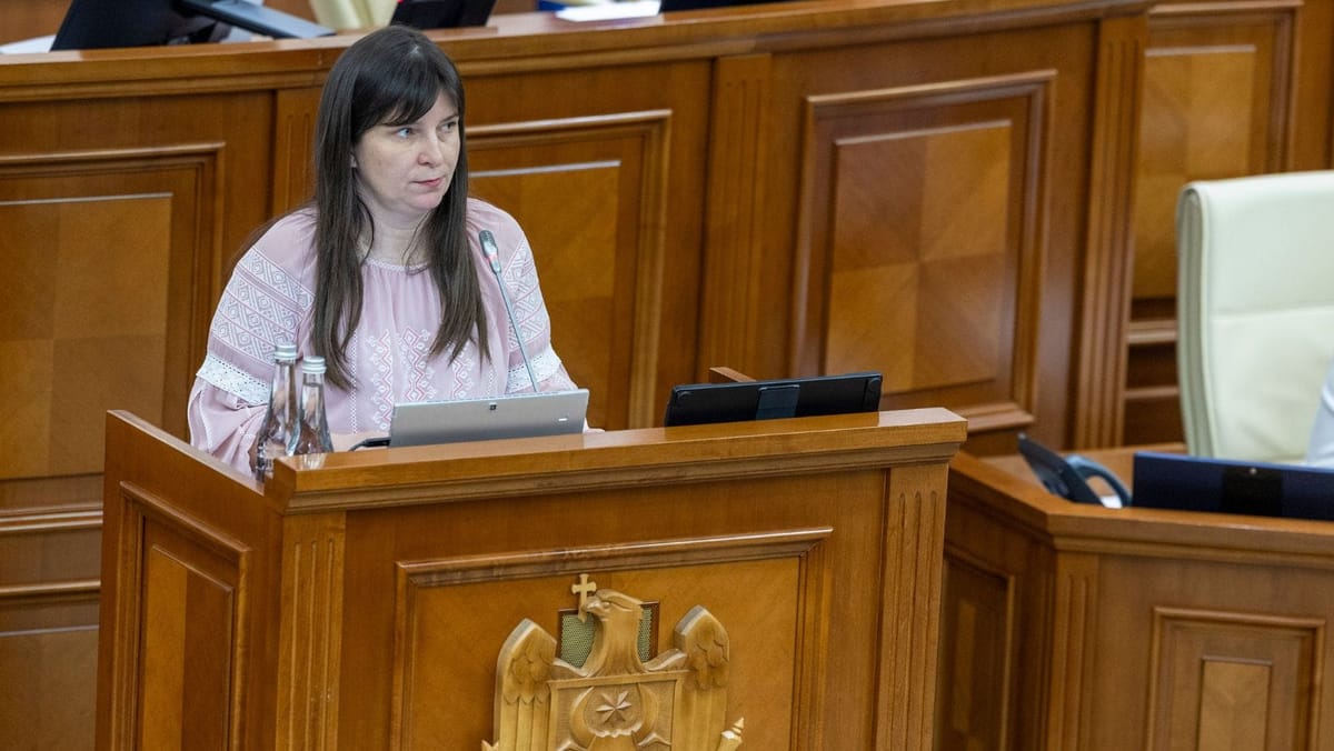 Ministerele, puse să reducă cheltuielile planificate. Trebuie găsiți bani și pentru compensații