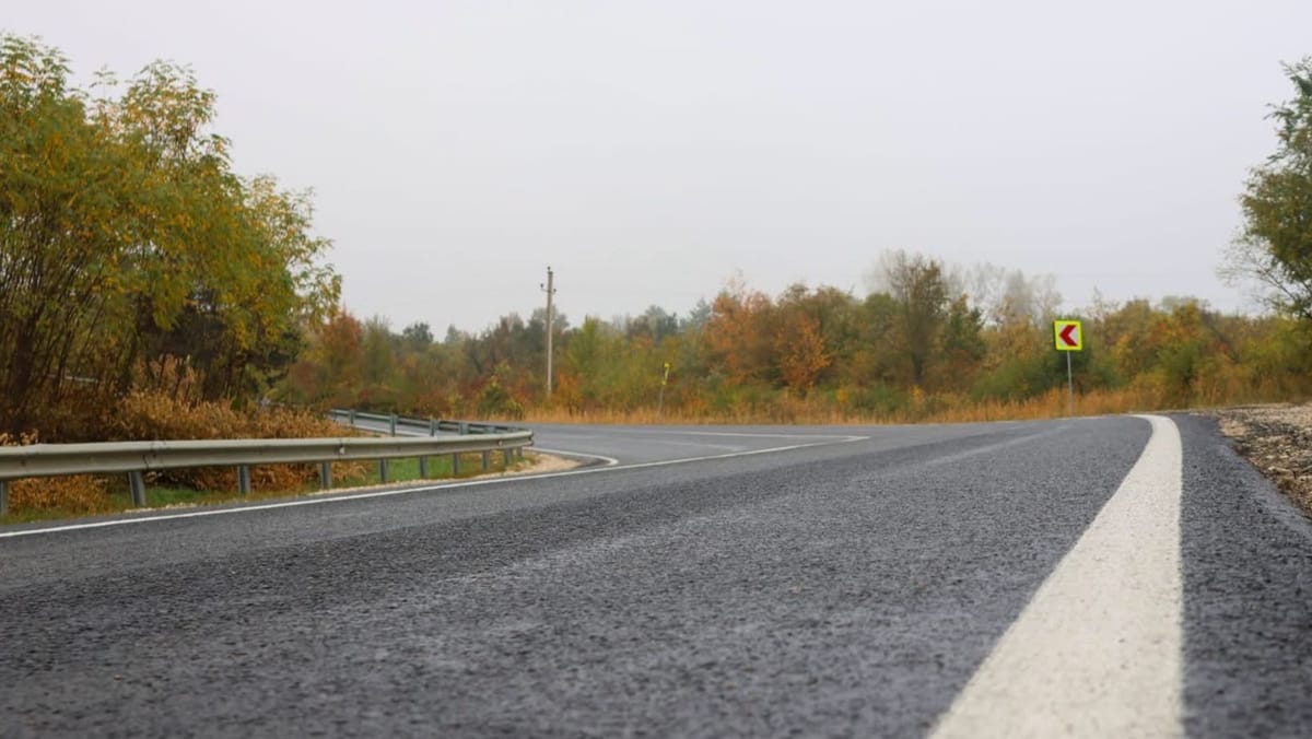 Gropi plombate și fisuri astupate lângă Cornești, Cimișeuți și Romanovca cu peste opt milioane de lei