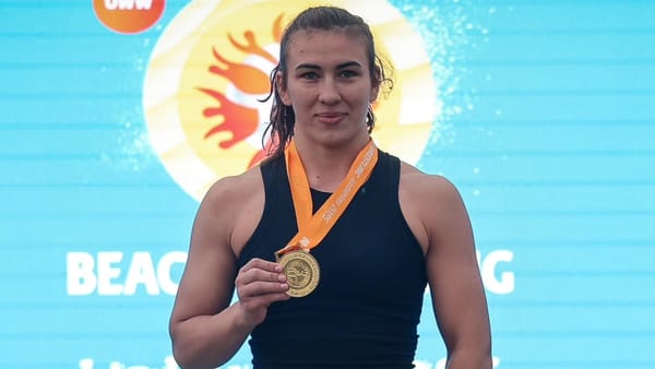 Irina Rîngaci a cucerit medalia de aur la Campionatul mondial de lupte pe plajă