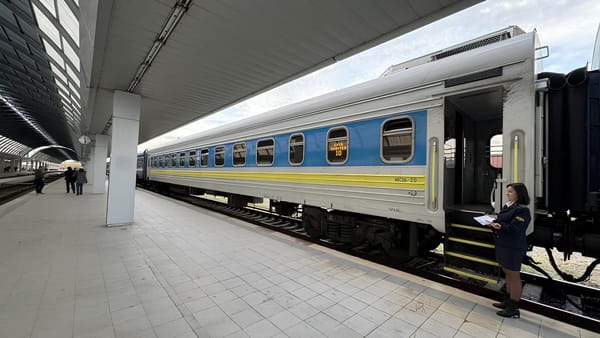 Ukrzaliznytsia a suplinit numărul de vagoane către Chișinău din Odesa și Kiev
