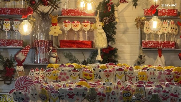 În capitală se desfășoară târguri cu produse autohtone și iarmaroace tematice. Lista locațiilor