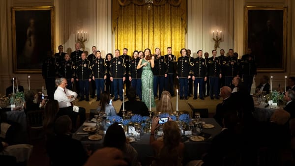 VIDEO/ Președintele SUA, fascinat de talentul violonistei moldovence Rusanda Panfili: „Cea mai bună din lume”