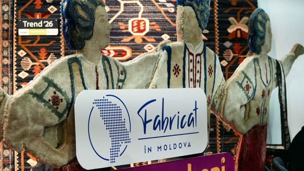 „Fabricat în Moldova” și-a deschis porțile. Vizitatorii pot descoperi produse ca acasă și bunătăți locale