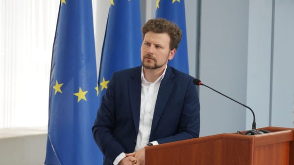 R. Moldova analizează restricționarea accesului minorilor la rețelele sociale.  Perciun: „Un scenariu foarte realist”
