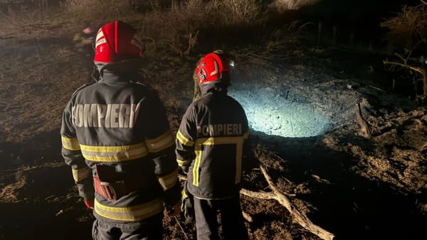 FOTO/ O dronă rusească s-a prăbușit în România, la câțiva kilometri de frontiera cu Ucraina