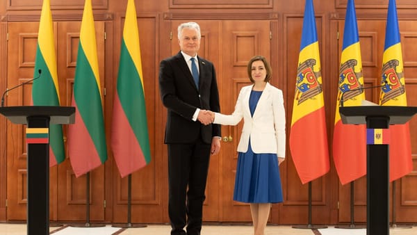 Maia Sandu pleacă la Vilnius. Va participa la aniversarea a 36 de ani de la restabilirea independenței Lituaniei față de URSS