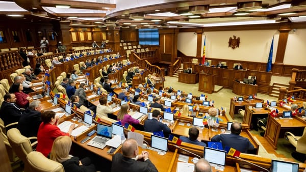 Taxele de import pentru majoritatea produselor din SUA ar putea fi eliminate. Inițiativa, înregistrată la Parlament