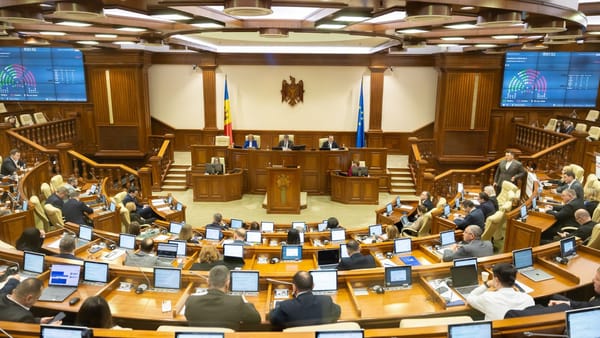 LIVE! Ședința Parlamentului din 26 martie. Mai multe proiecte economice și sociale, incluse în agendă