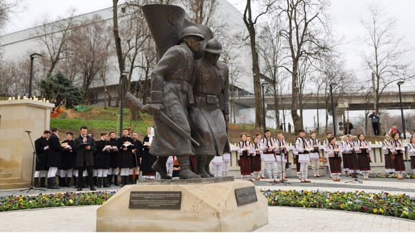 FOTO/ Intrarea Cimitirului Internațional de Onoare din Chișinău a fost redeschisă după reabilitare