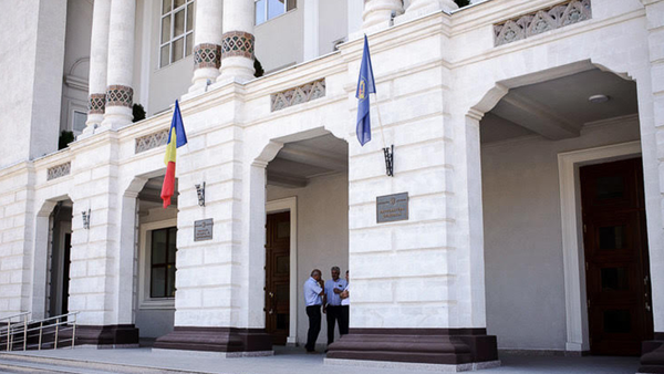 Denunț! Promo-LEX cere Procuraturii investigarea poluării masive a Nistrului: „Conservarea urgentă a probelor este esențială”