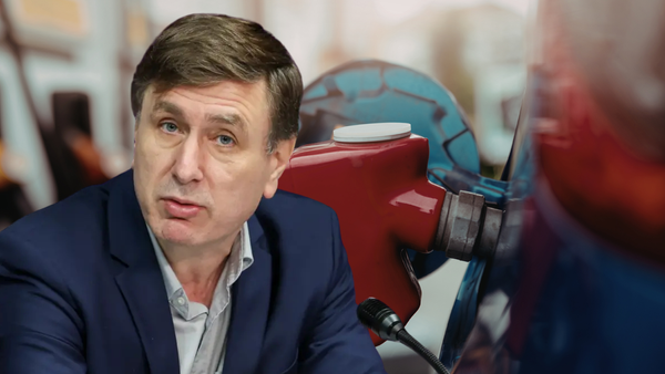 Economist: Diferența de preț dintre motorină și benzină va crește în această săptămână