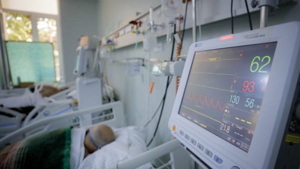 Incident grav la un liceu din Cahul. Opt elevi au ajuns la spital după ce un coleg a pulverizat în clasă gaz lacrimogen