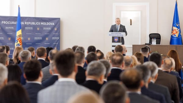 VIDEO/ Alexandru Machidon a depus jurământul și a preluat oficial funcția de Procuror General. Mesajul președintei