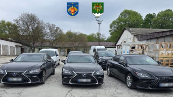 VIDEO/ Rețea de contrabandă cu mașini de lux, destructurată: cumpărători păcăliți și vehicule ridicate la frontieră