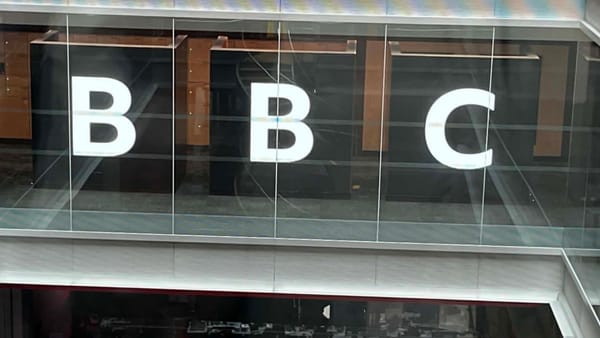 BBC revine în România. Compania britanică lansează noi servicii în limbile maghiară și în română