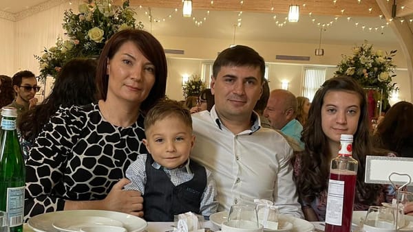 Doi soți originari din R. Moldova și cei doi copii ai lor au murit într-un grav accident rutier produs în SUA