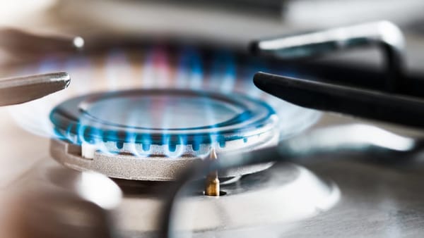 ANRE majorează tarifele la gazele naturale pentru „ultimă opțiune”: creșteri moderate, aplicabile din 1 iunie