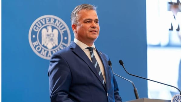 Criza politică din România se adâncește. Parlamentul nu a acordat vot de încredere Guvernului Veștea