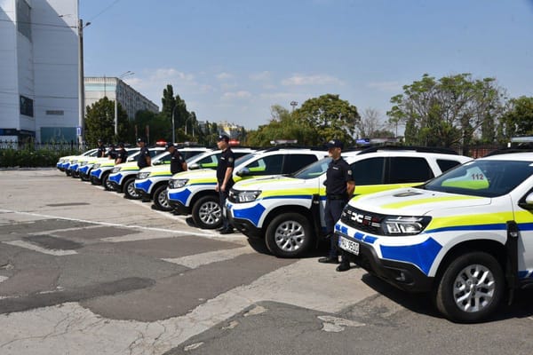 Autospecialele de poliție din toată țara vor porni simultan sirenele în memoria celor doi polițiști decedați