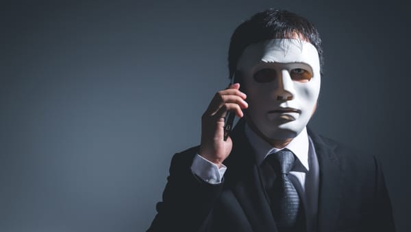 Un bărbat din Chișinău, înșelat cu peste un milion de lei după ce escrocii l-au convins că susține teroriștii