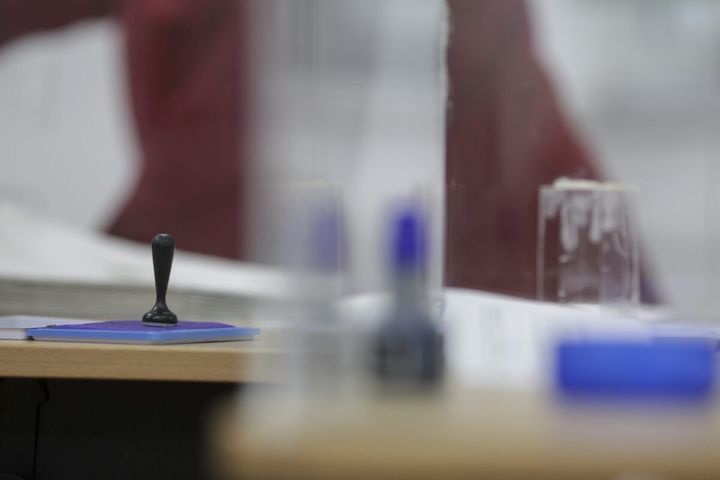 Rezultate preliminare, turul 2 de scrutin: Cel mai tânăr primar are 23 de ani. Partidele cu cele mai multe mandate