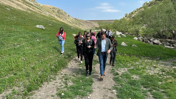 Un agent economic vrea să transforme o zonă stâncoasă cu potențial turistic în carieră. Ce spune ministrul Mediului