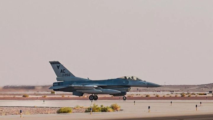 Oficial rus: F-16 şi bazele lor din afara Ucrainei vor deveni ţinte pentru Rusia dacă efectuează misiuni de luptă