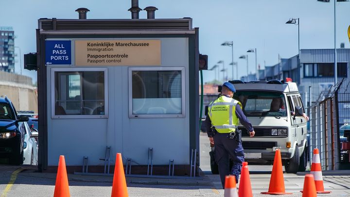 Olanda a introdus controale la frontiere pentru a combate migrația