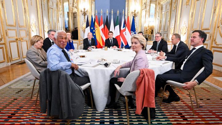 Cu ce s-a finalizat summitul de urgență al liderilor UE, convocat de președintele francez Emmnuel Macron