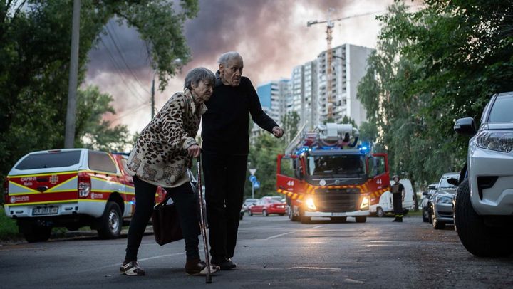 Ucraina, lovită cu drone și rachete: Peste 20 de oameni au fost răniți la Kiev