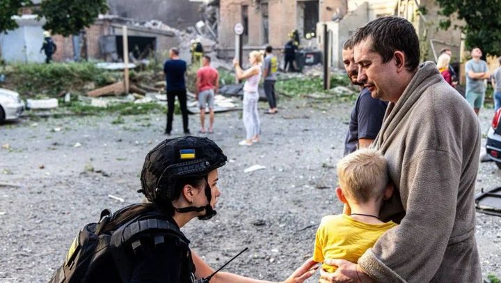 Cel puțin nouă morți și zeci de răniți, în urma bombardamentelor asupra Ucrainei